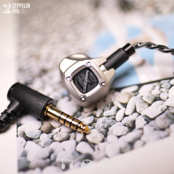 Madoo Type 711 planar-magnetic IEM – Zeppelin & Co